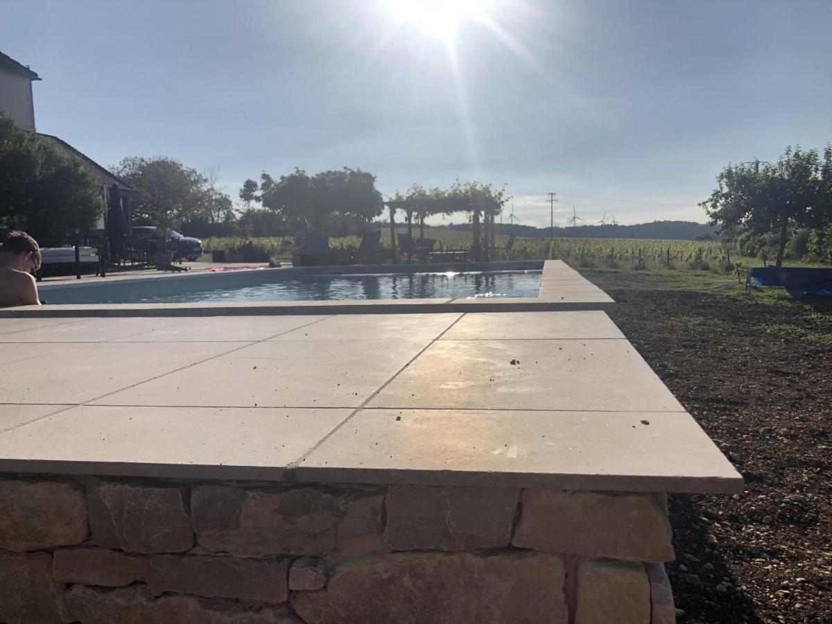 La Petite maison de Céline&Frédéric avec piscine à Préhy Exterior foto