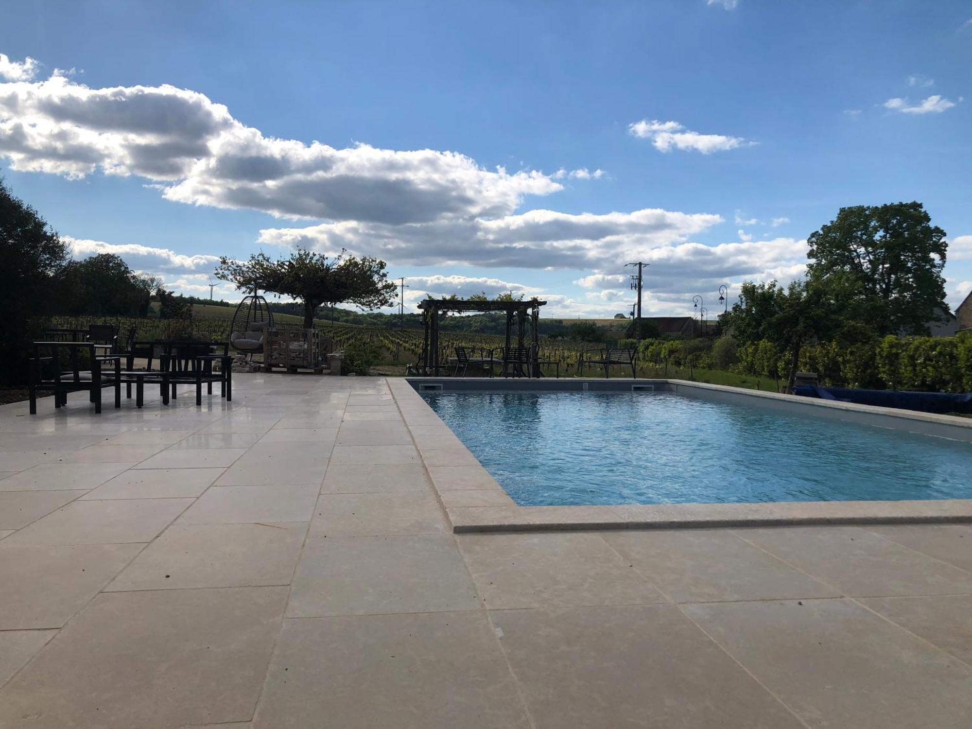 La Petite maison de Céline&Frédéric avec piscine à Préhy Habitación foto